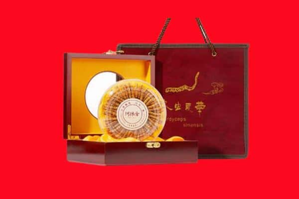 诚信求购:揭阳榕城区高价回收冬虫夏草是按克吗
